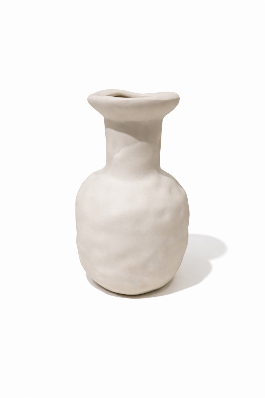 Vase Sculptural en Céramique Beige